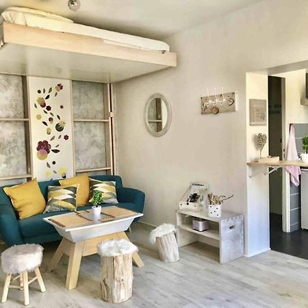Joli Studio Scandinave Milly-la-Foret Exteriör bild
